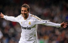 悟空体育官网-绿茵场鏖战一百二十分钟 点球决战定乾坤